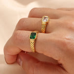 Eternal Radiance – 18k Gold Textured Gemstone Ring for Elegance and Energy